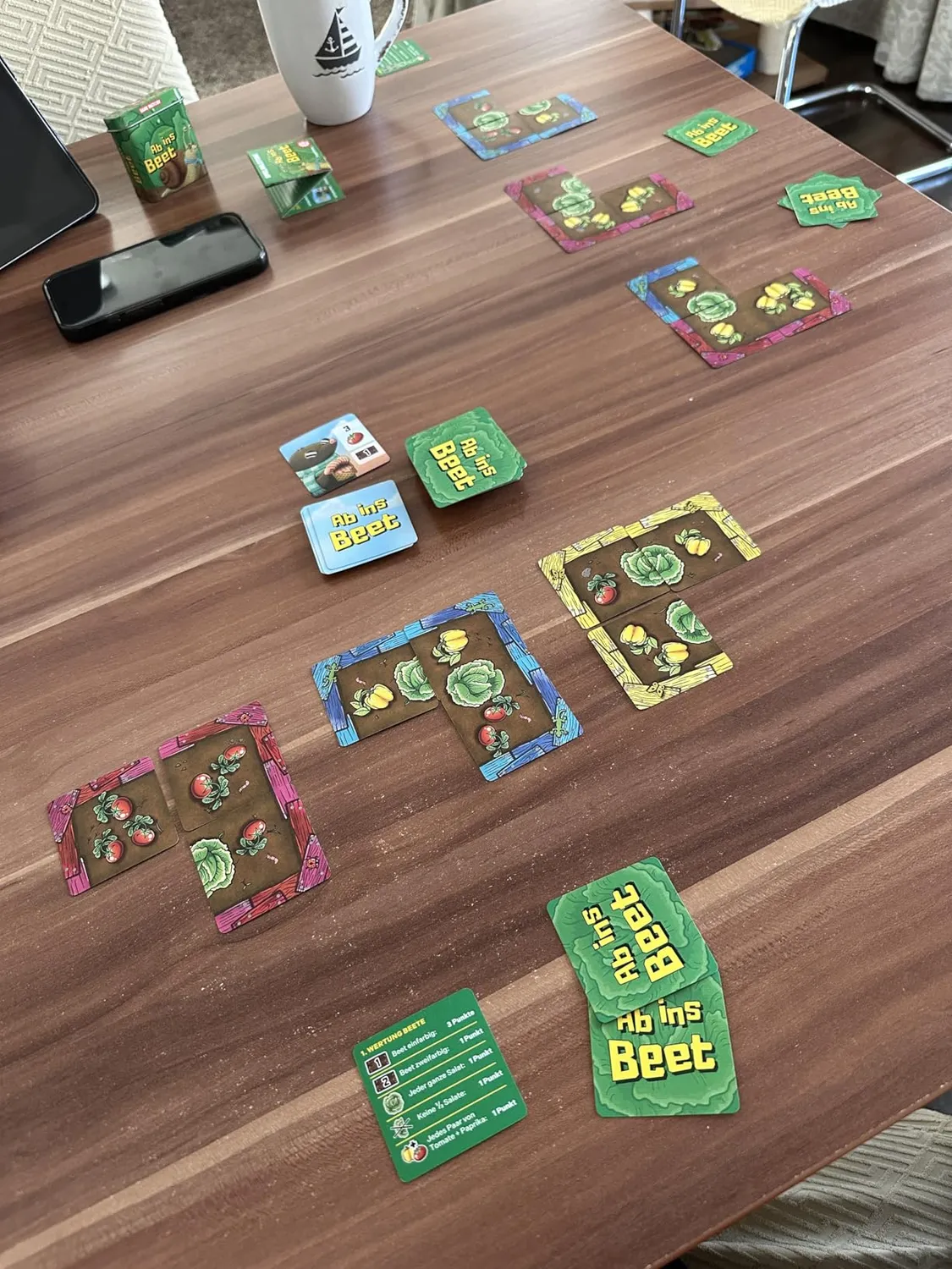Game Factory Ab ins Beet 646060 Legespiel Mini-Dose taktisch