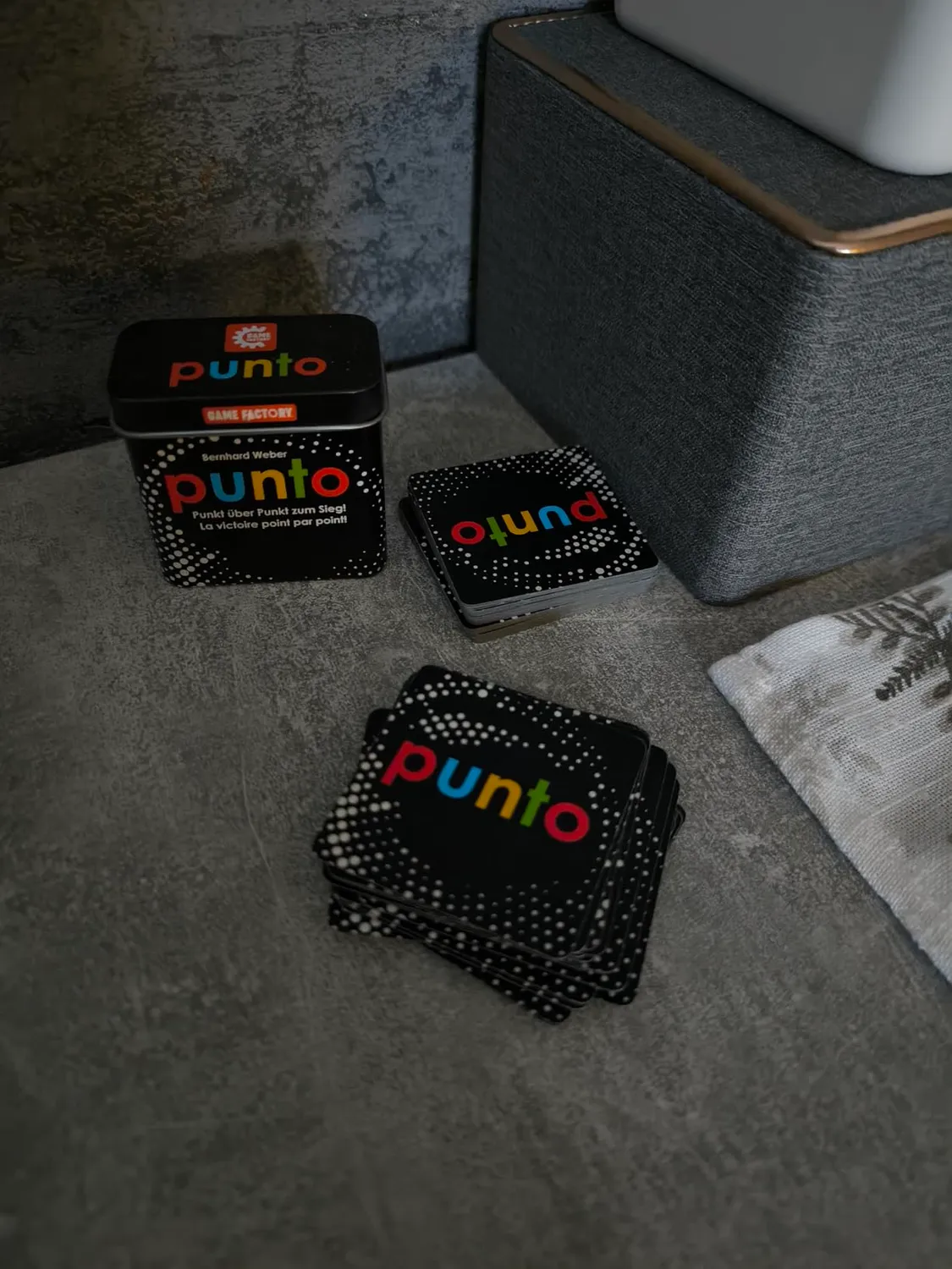 Game Factory Punto Kartenspiel in Metalldose ab 7 Jahren