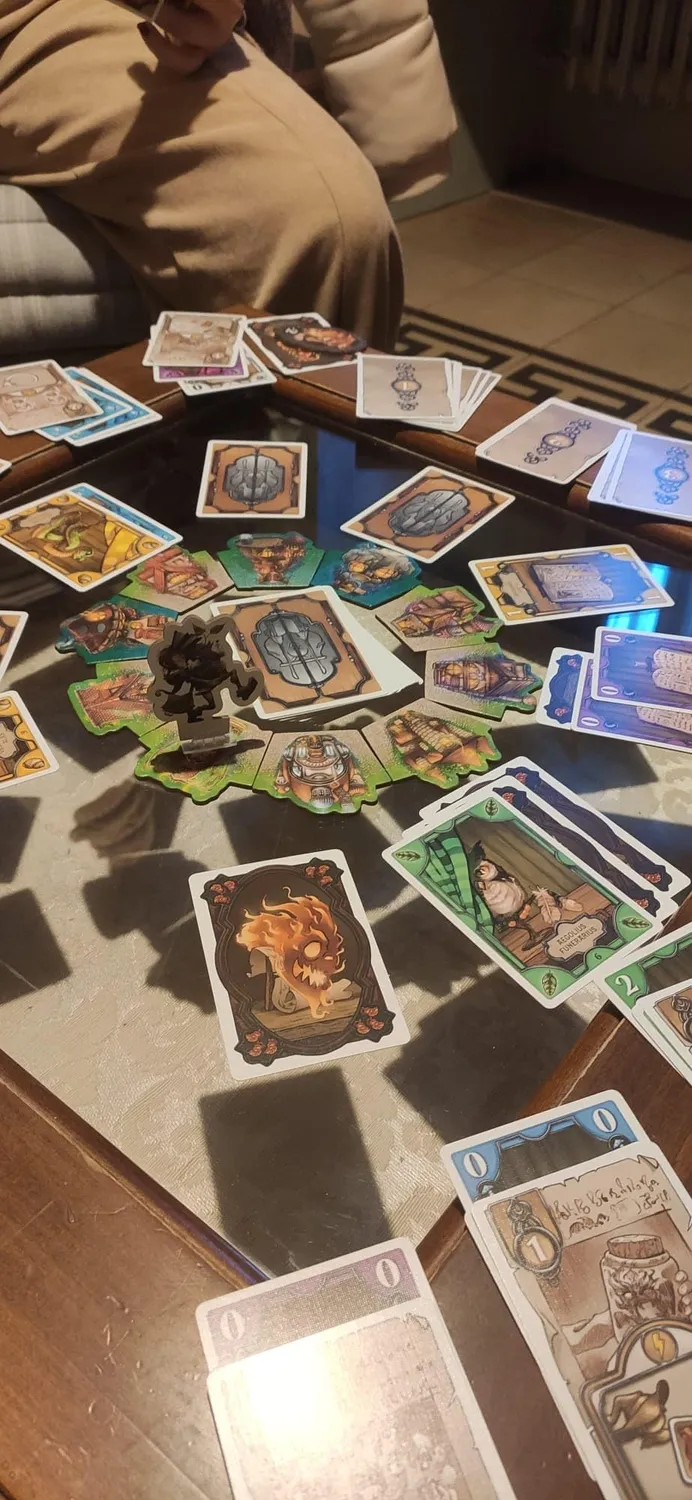Game Factory Mandragora Familienspiel Wettstreit der Zauberer