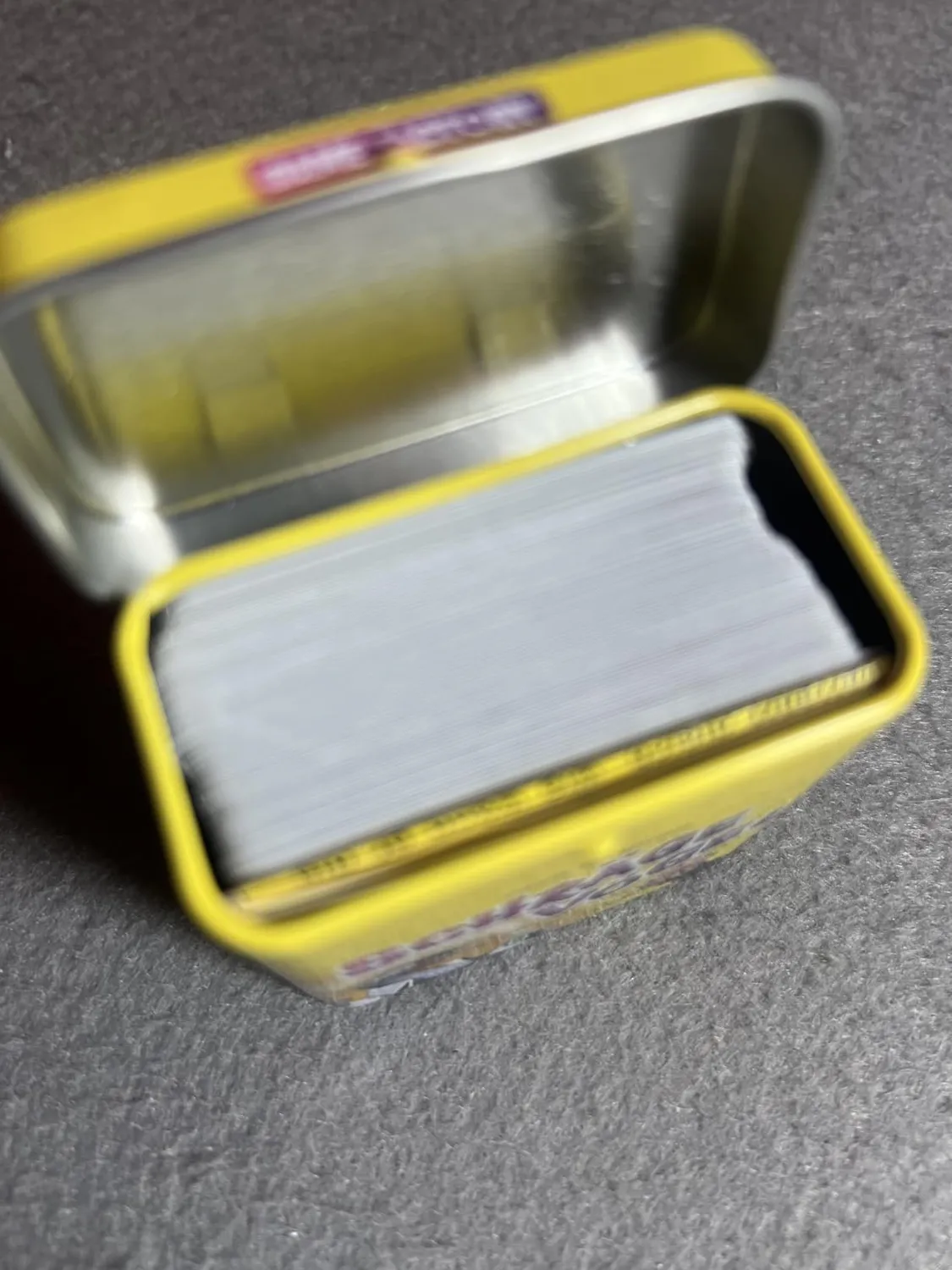Game Factory Schräge Vögel 646091 Kartenspiel Minidose