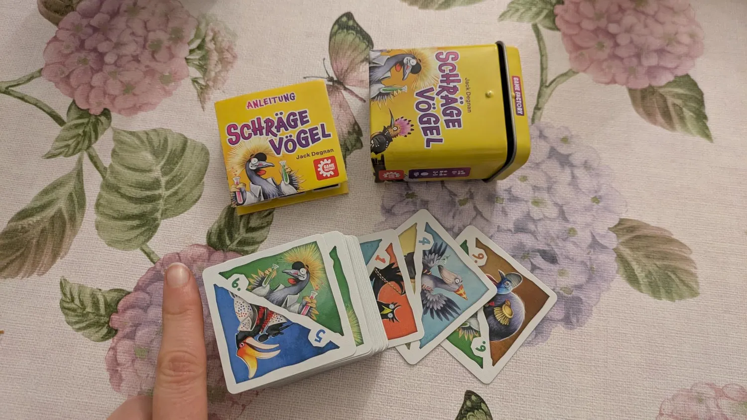 Game Factory Schräge Vögel 646091 Kartenspiel Minidose